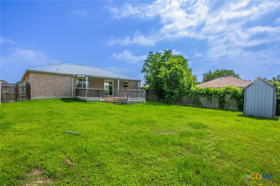 main property photo 23