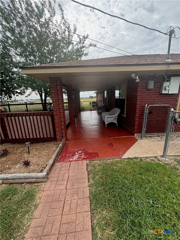 main property photo 10