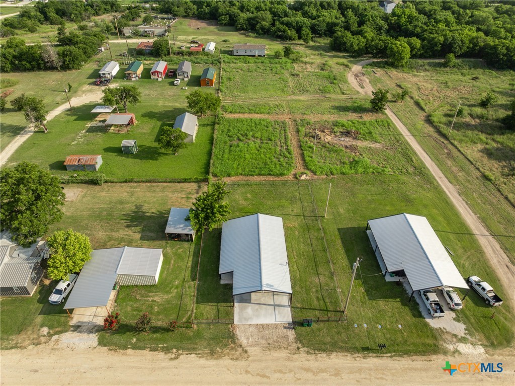 main property photo 37
