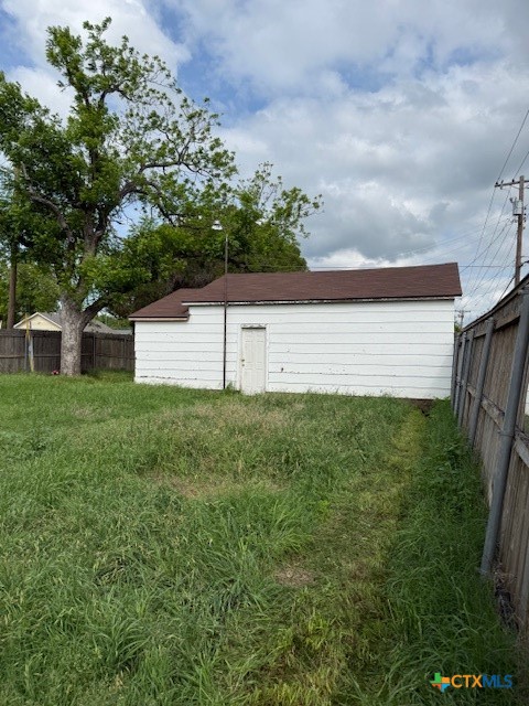 main property photo 10