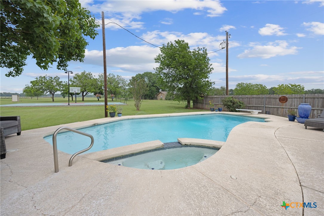 main property photo 44