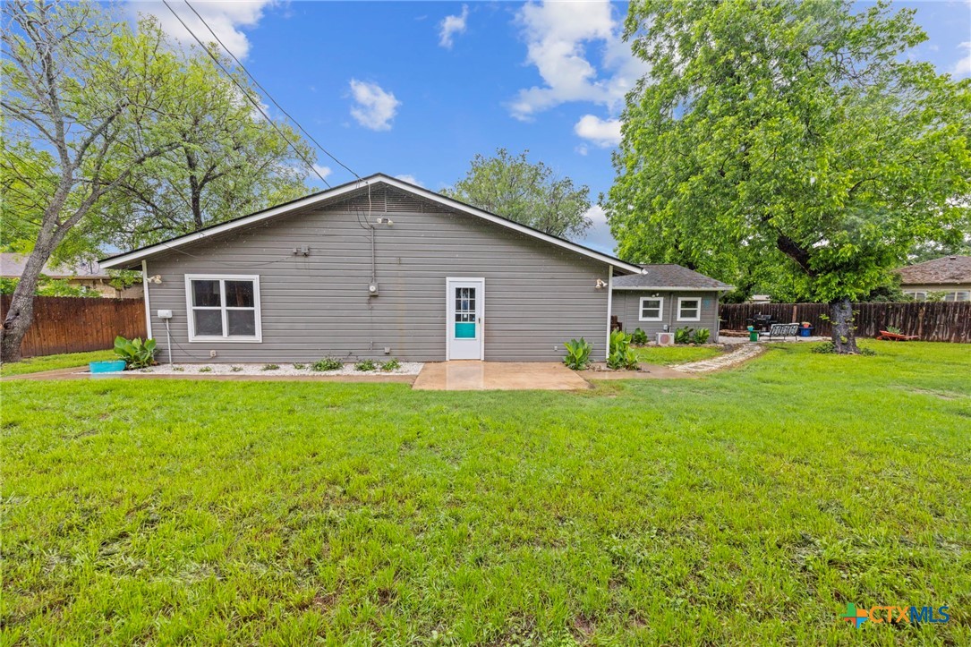 main property photo 26