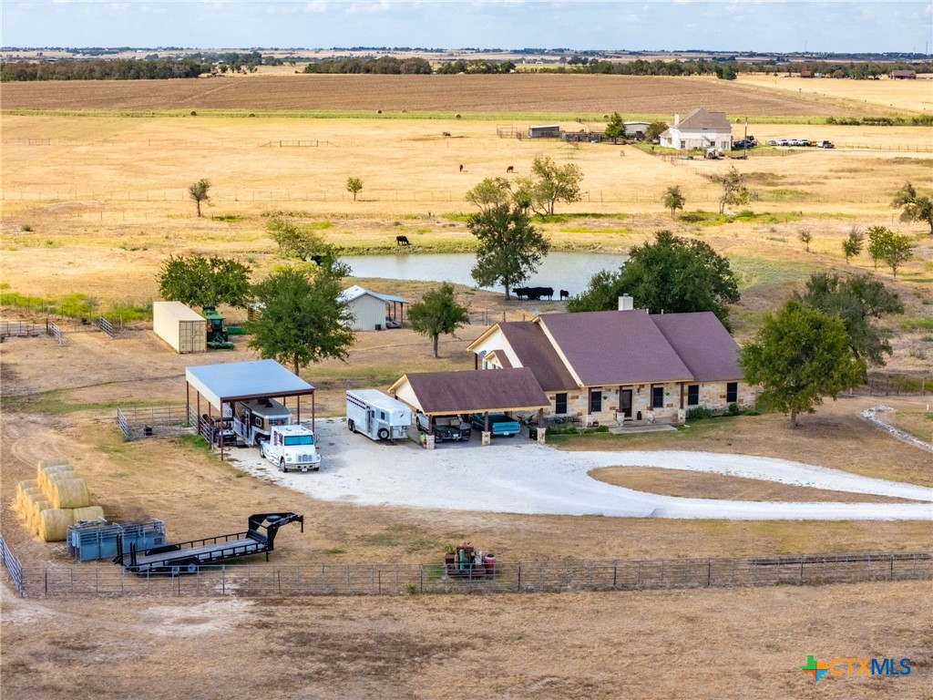 main property photo 6