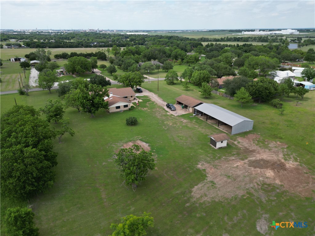 main property photo 32