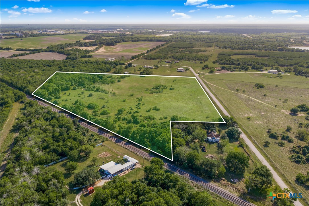 main property photo 10