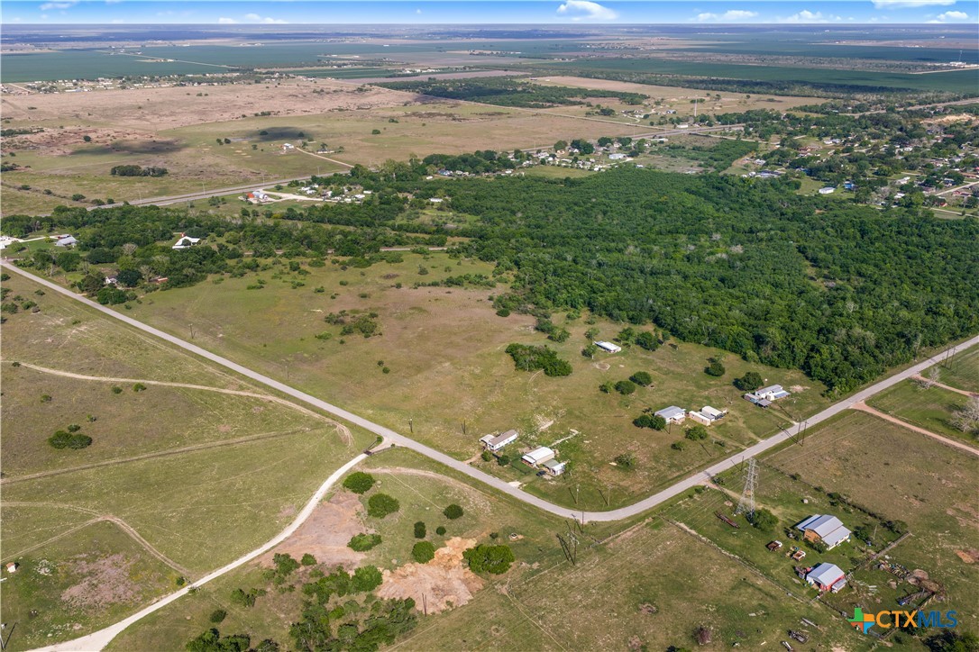 main property photo 30