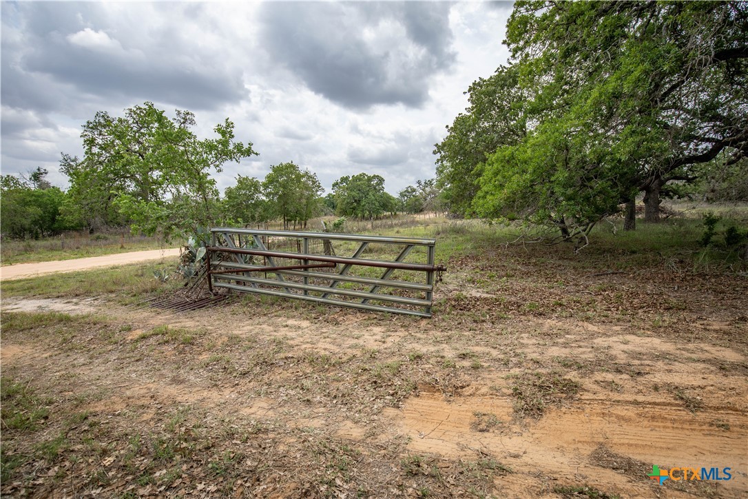 main property photo 10