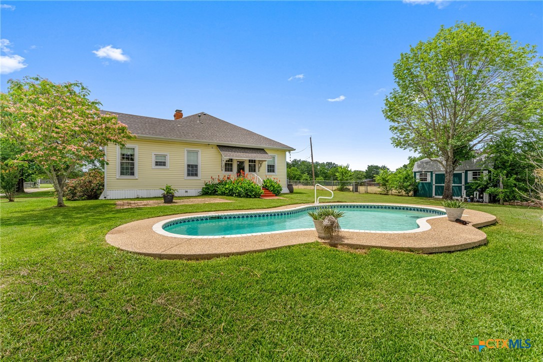 main property photo 25