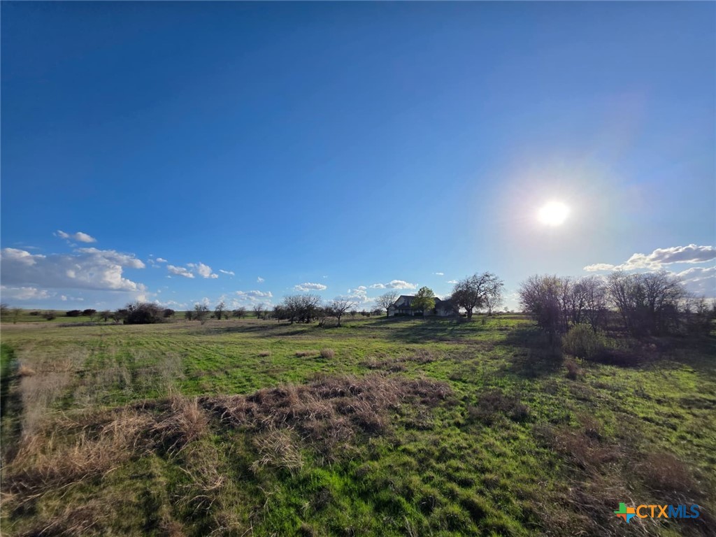 main property photo 9
