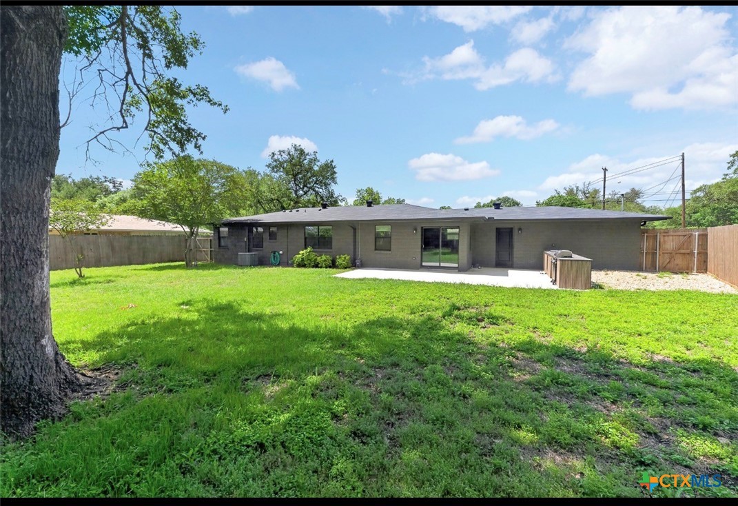 main property photo 32
