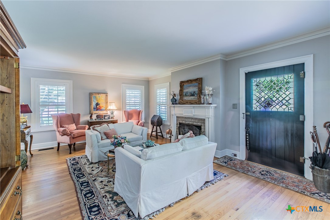 main property photo 24