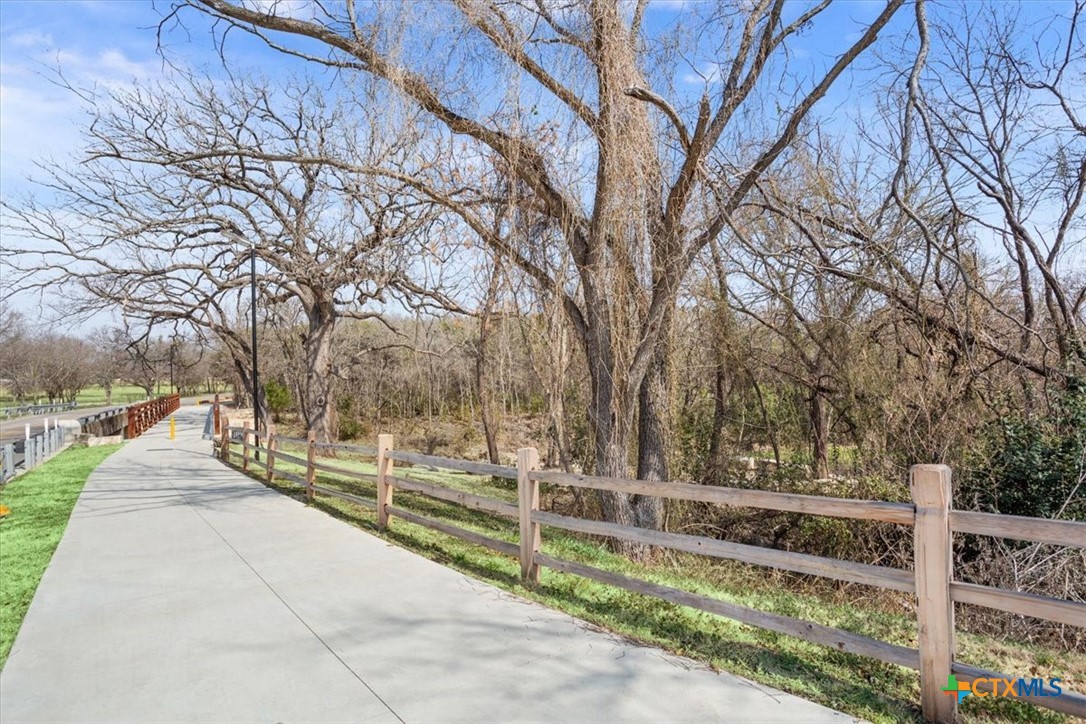 main property photo 39
