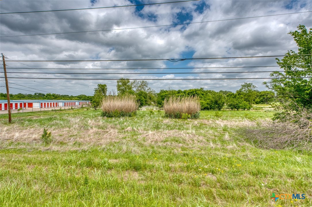 main property photo 13