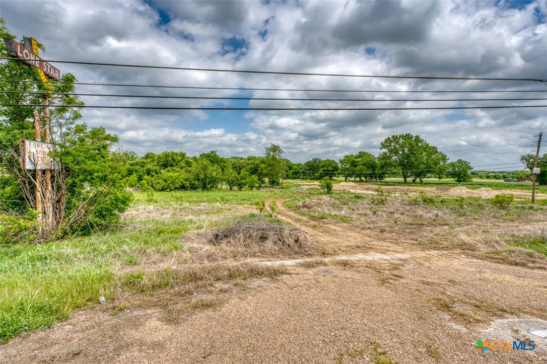 main property photo 14