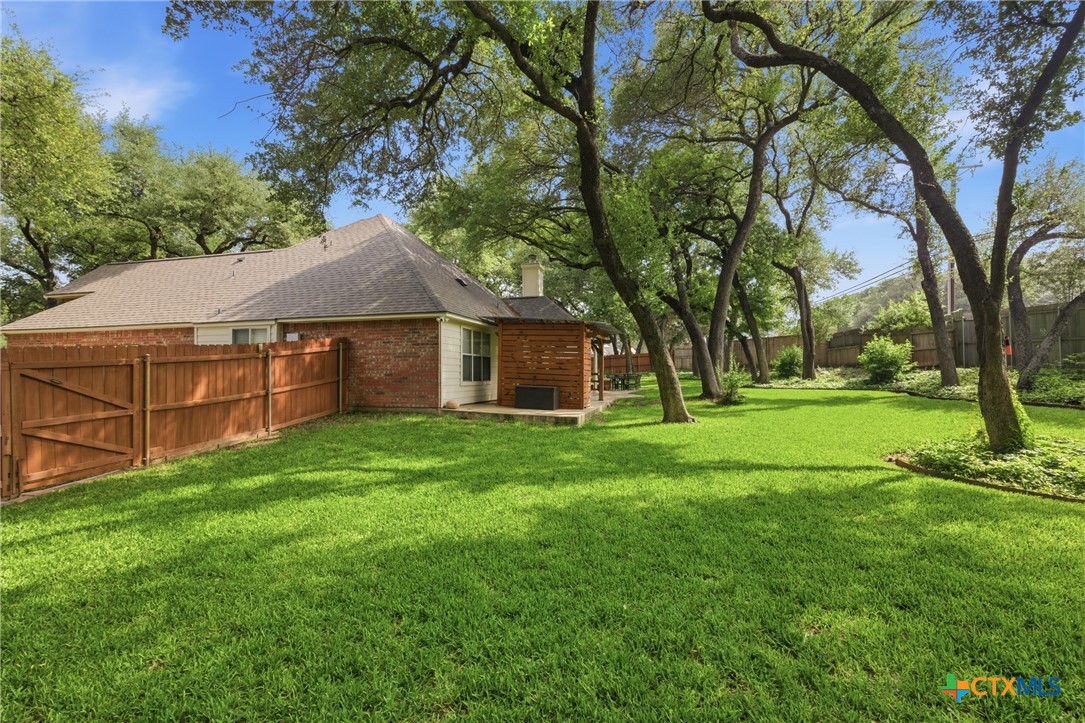 main property photo 38