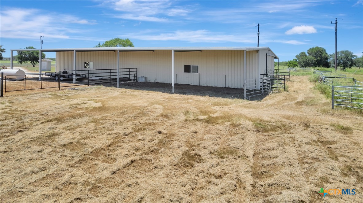 main property photo 32