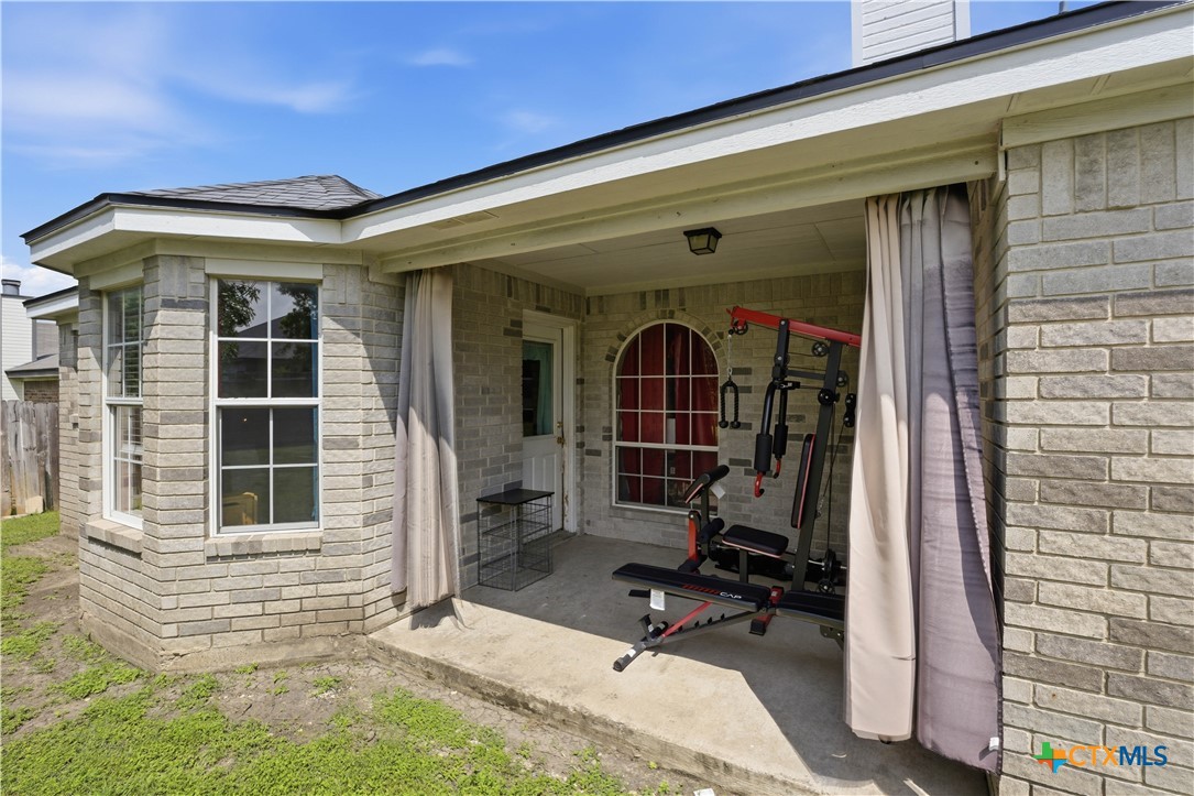 main property photo 26