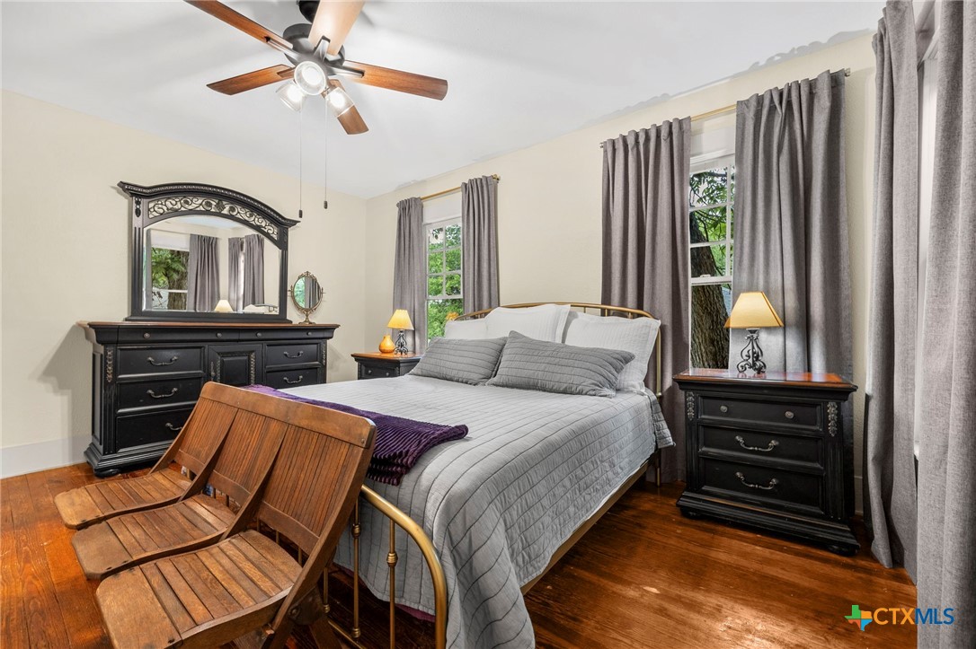 main property photo 11