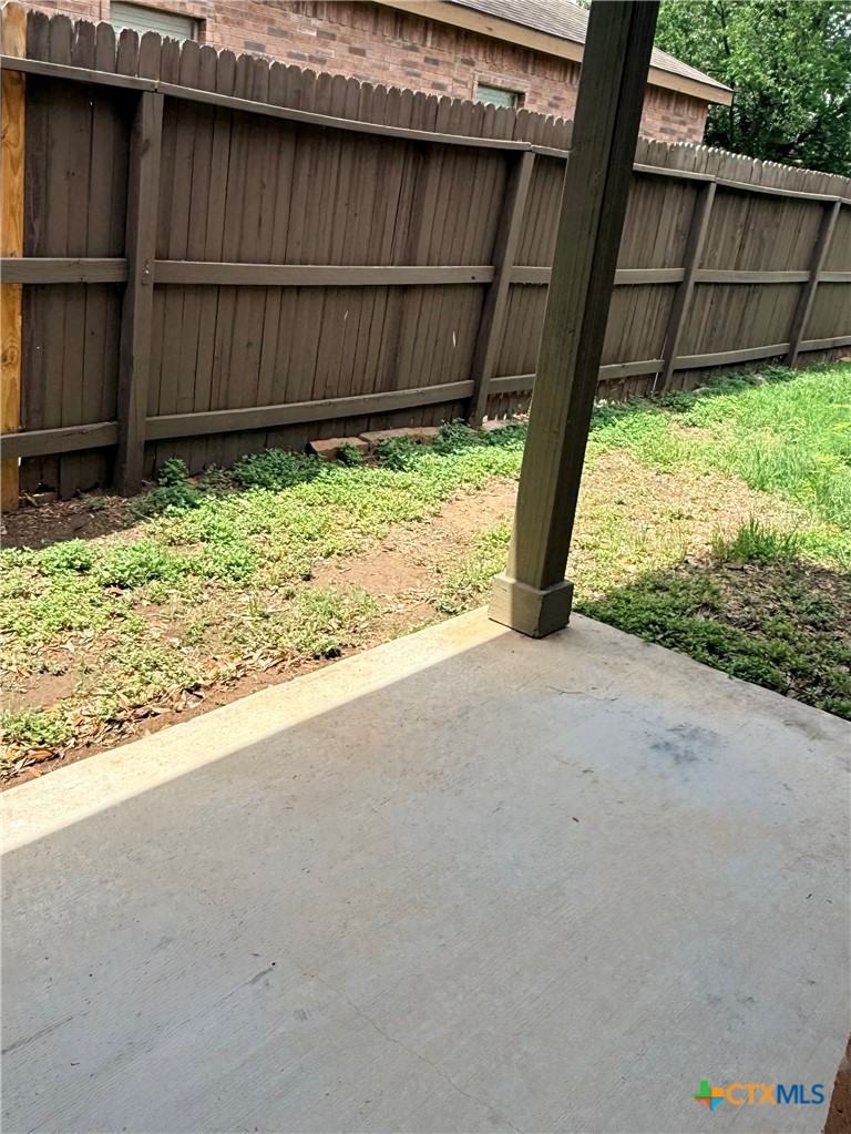 main property photo 13