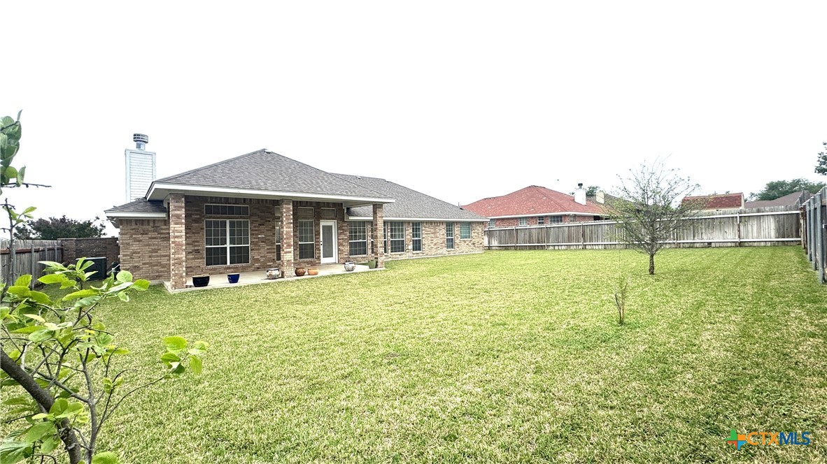 main property photo 30