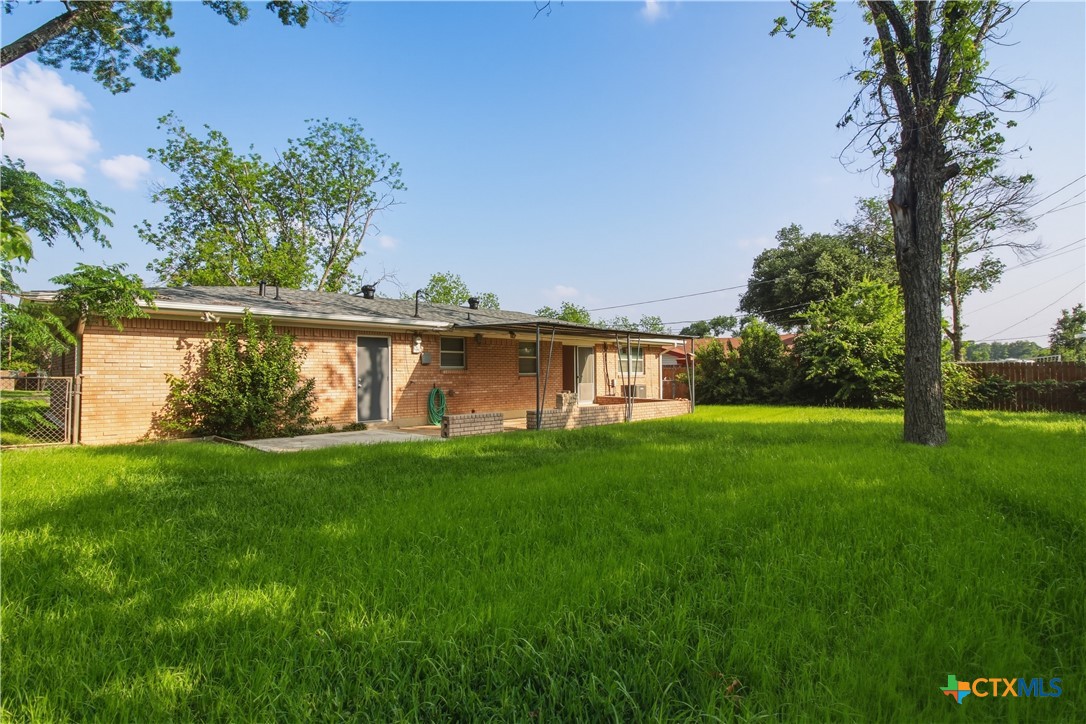 main property photo 23