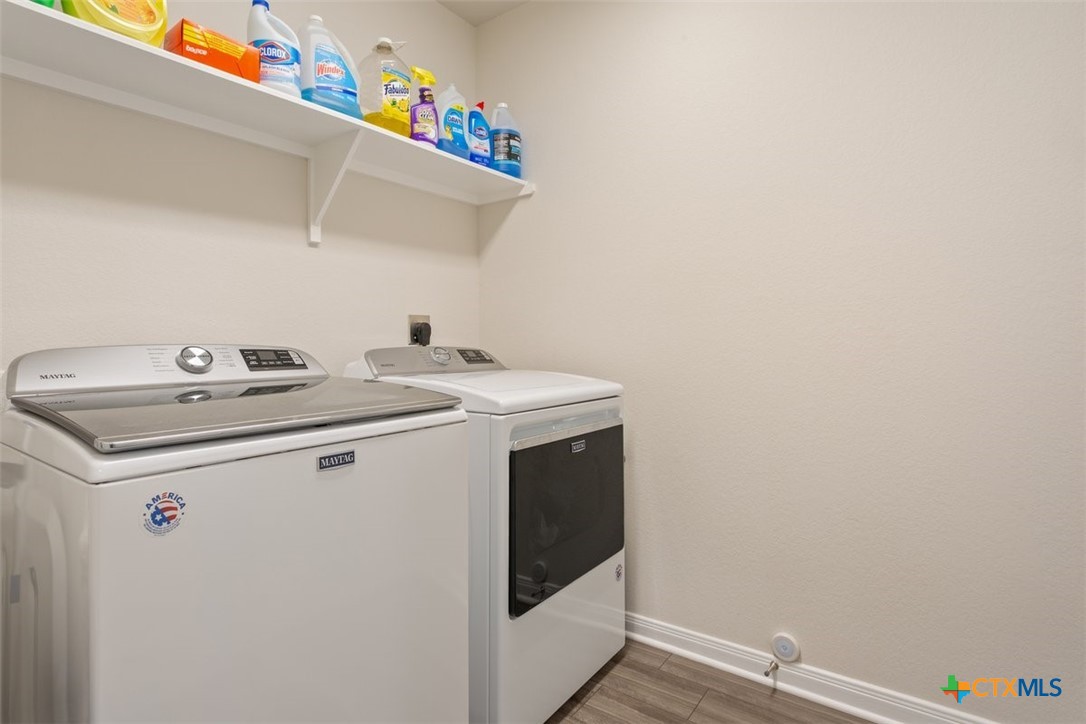 main property photo 18