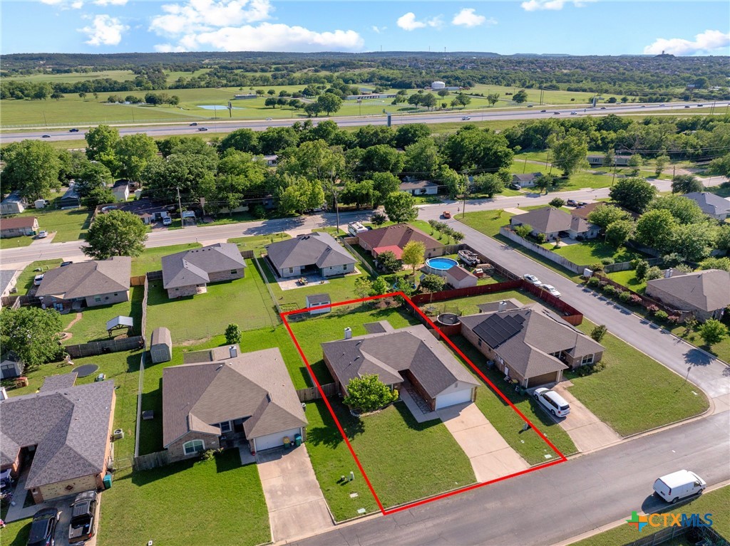main property photo 29