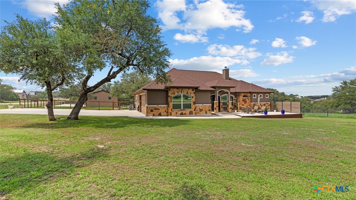 main property photo 32