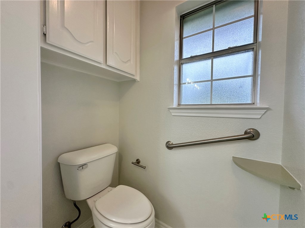 main property photo 31