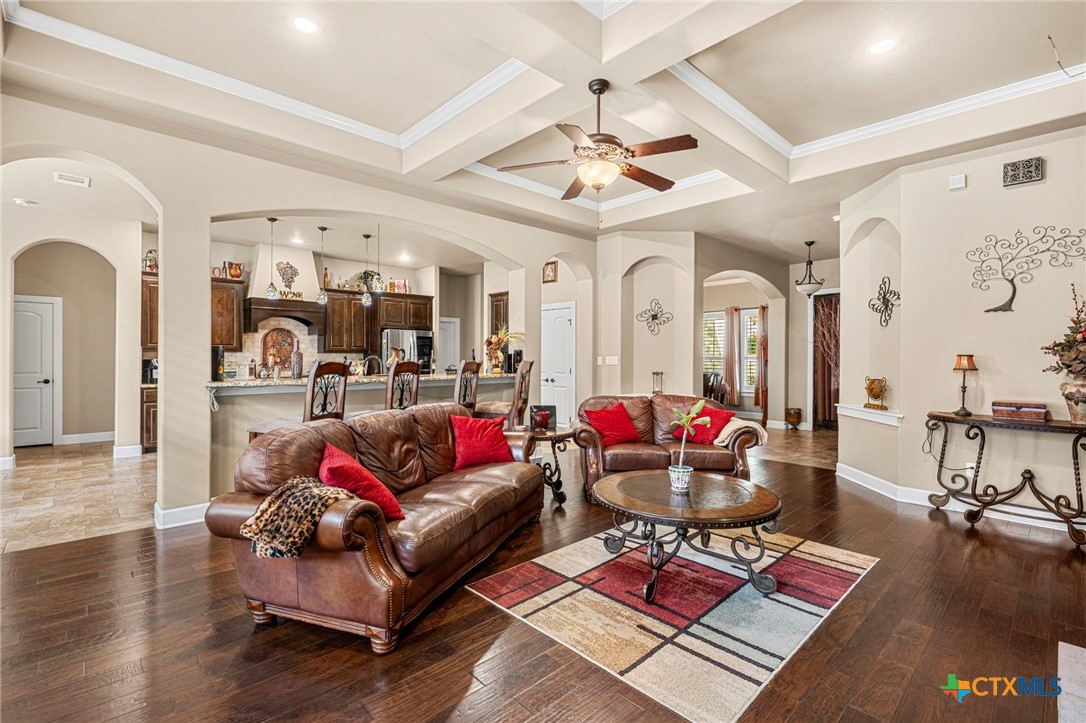 main property photo 13