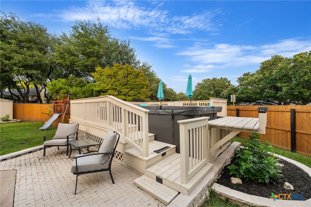 main property photo 36