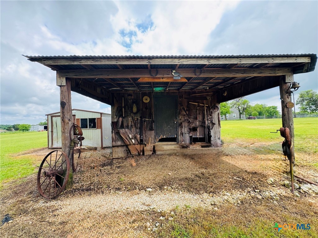 main property photo 27