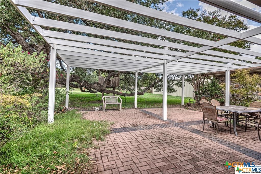 main property photo 35