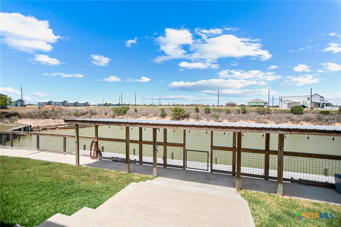 main property photo 9