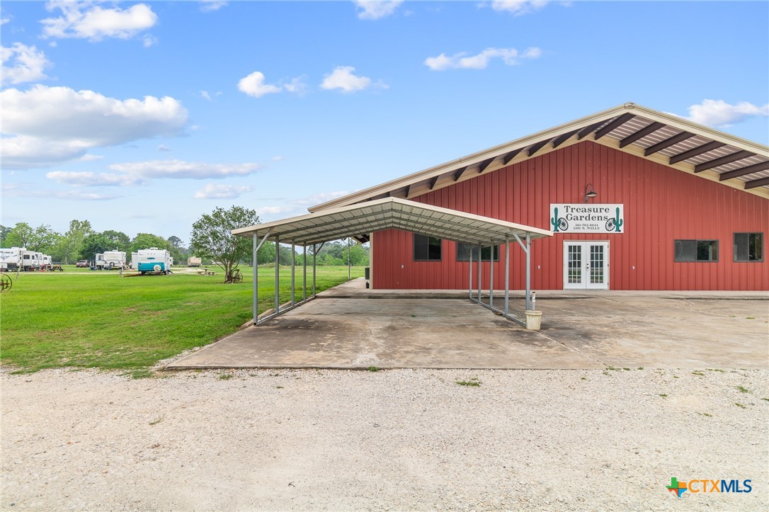 main property photo 22