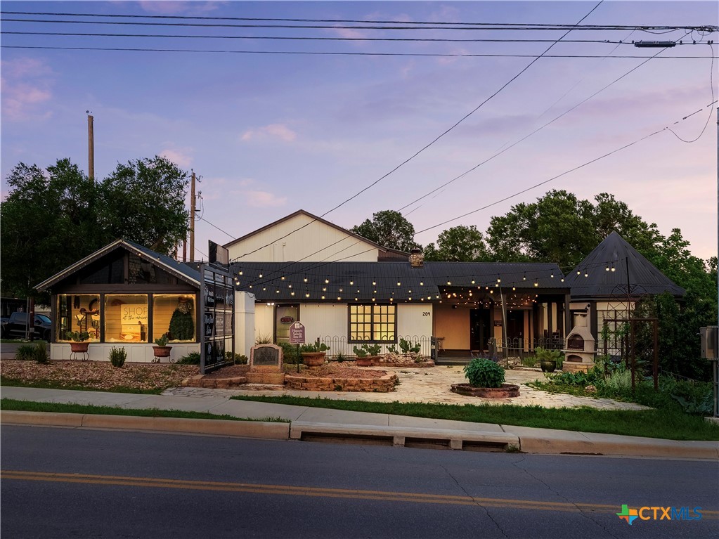 main property photo 37