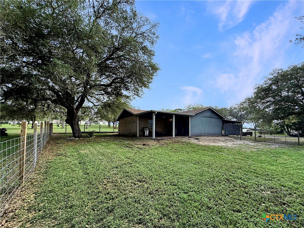 main property photo 16