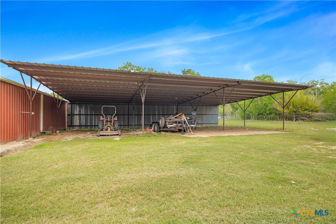 main property photo 29