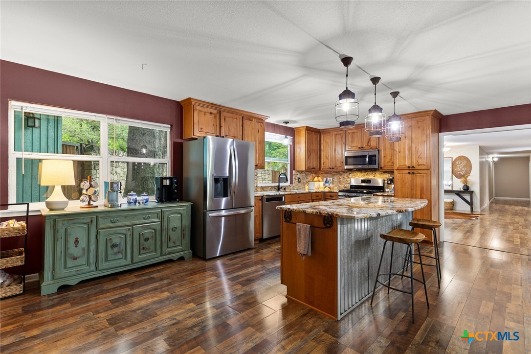 main property photo 25