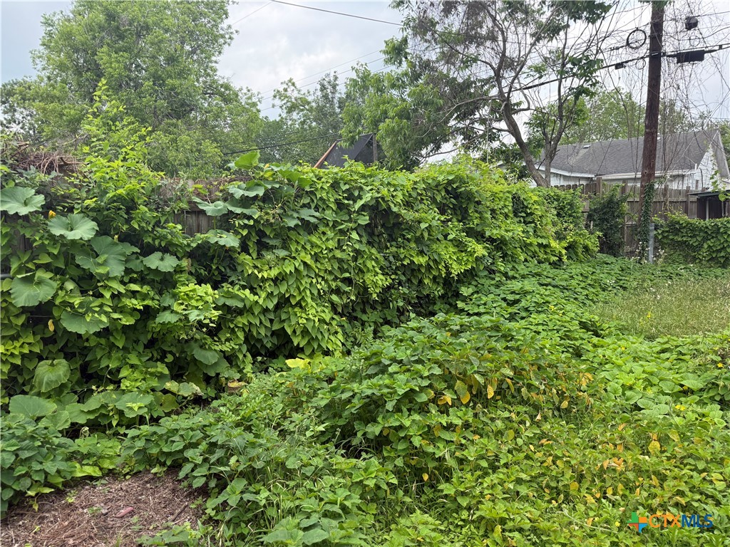 main property photo 18