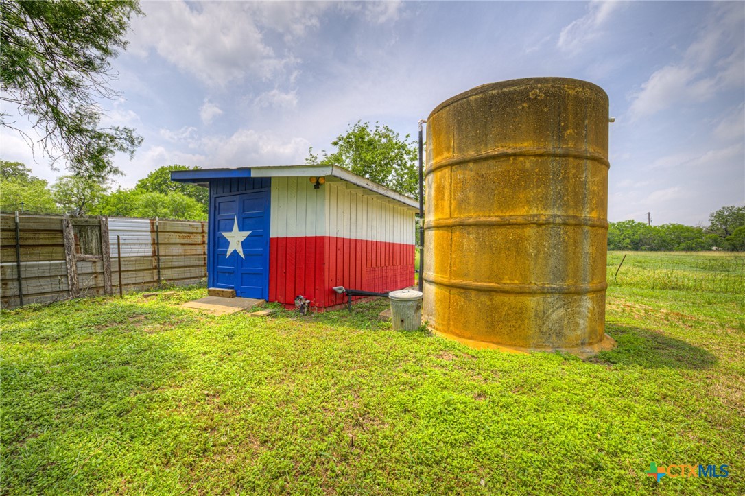 main property photo 29