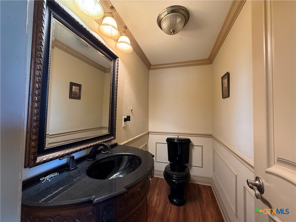 main property photo 15