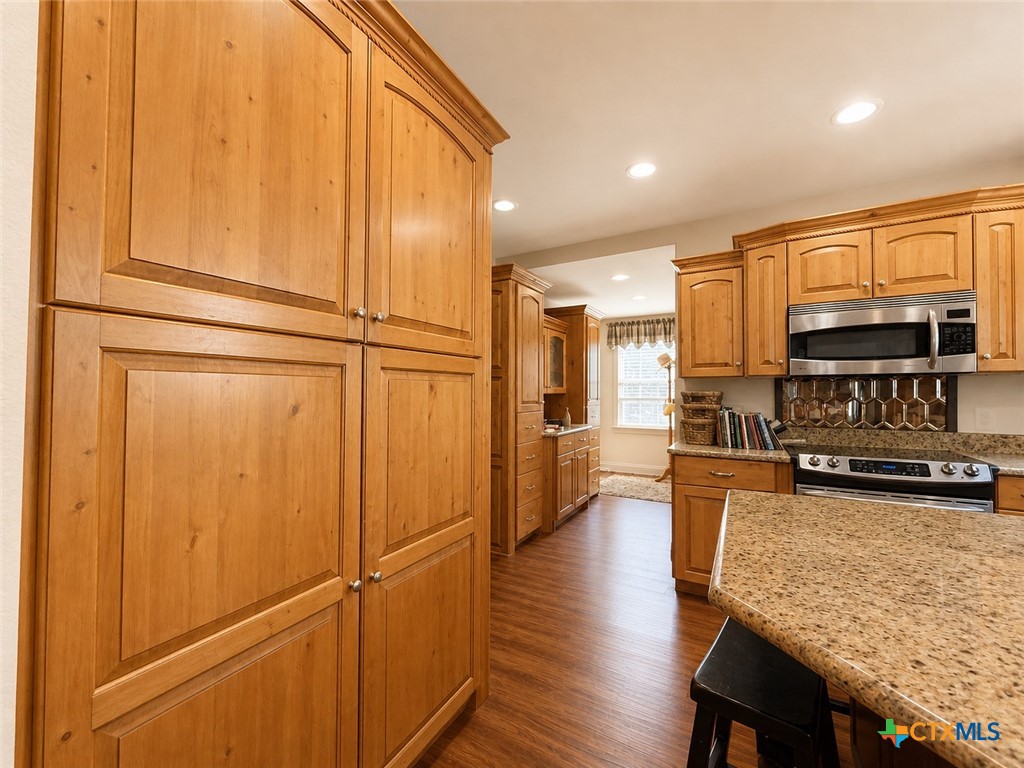 main property photo 21