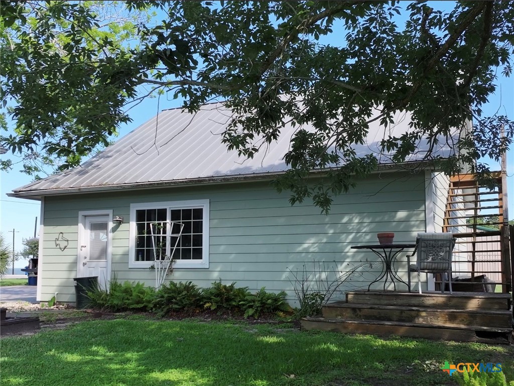main property photo 7