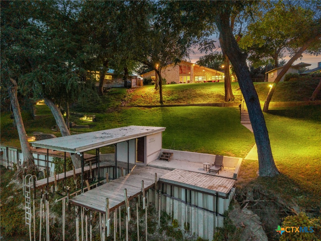main property photo 35