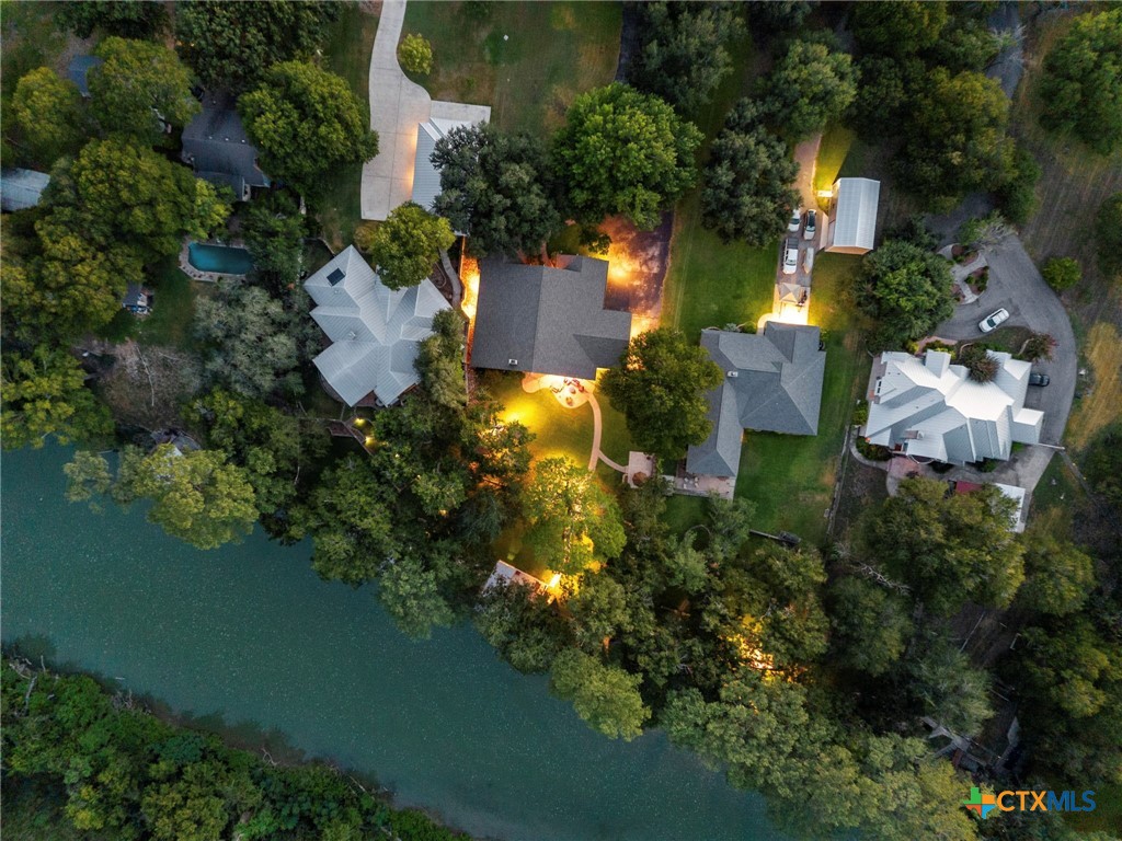 main property photo 37