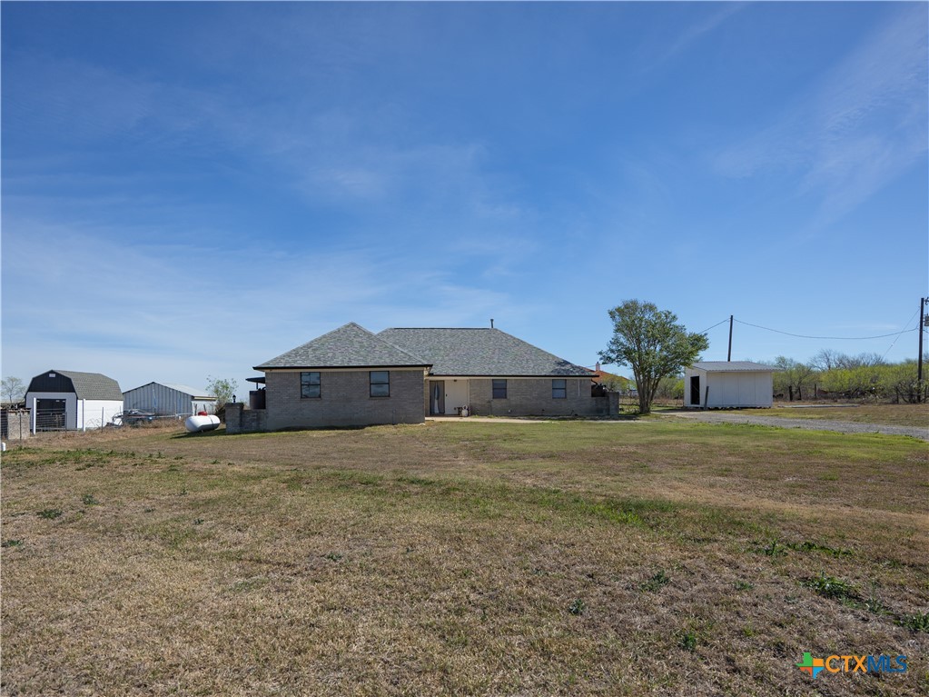 main property photo 11