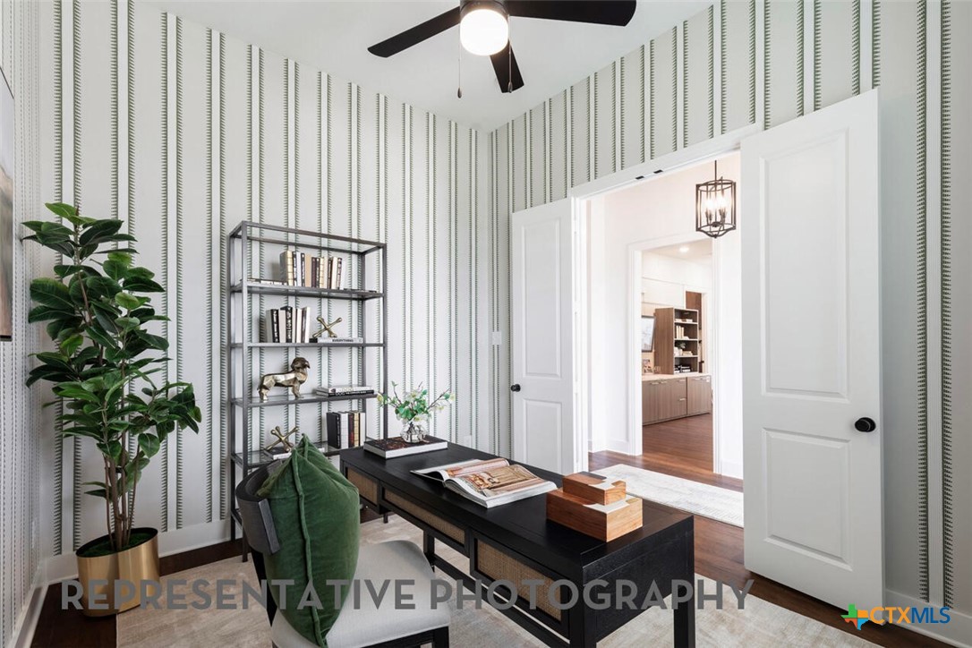 main property photo 13