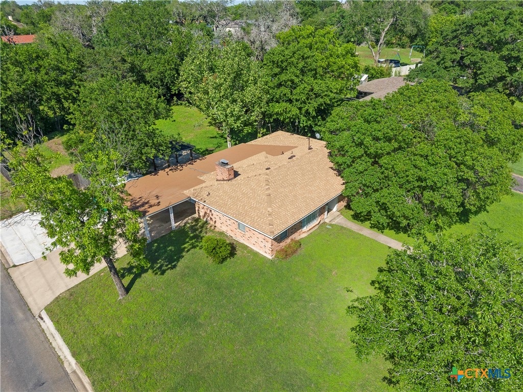 main property photo 44