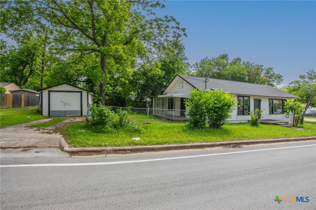 main property photo 15